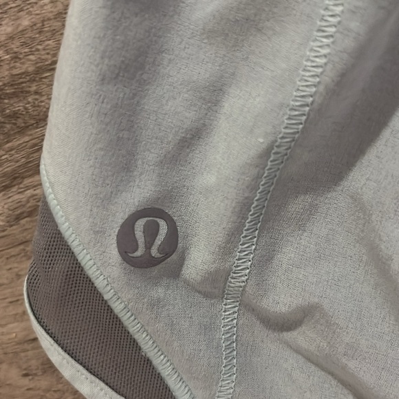 Lululemon shorts - Picture 3 of 4